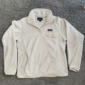 White Patagonia Pull-Over Fleece
